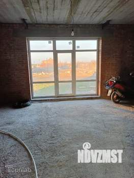 Дом 230м&sup2;, 2-этажный, участок 6 сот.  