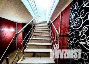 Дом 220м², 2-этажный, участок 3 сот.  