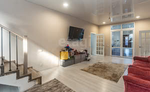 Дом 211м&sup2;, 2-этажный, участок 3 сот.  