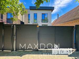 Дом 340м², 2-этажный, участок 3 сот.  