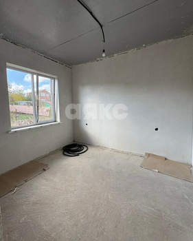 Дом 100м&sup2;, 1-этажный, участок 4 сот.  