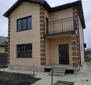 Дом 145м&sup2;, 2-этажный, участок 4 сот.  