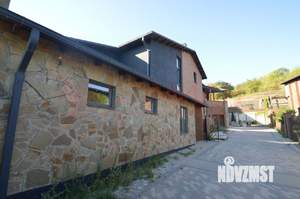 Дом 200м&sup2;, 1-этажный, участок 3 сот.  