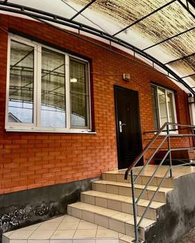 Дом 164м&sup2;, 2-этажный, участок 3 сот.  