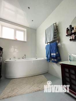 Дом 279м&sup2;, 3-этажный, участок 8 сот.  