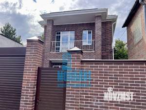 Дом 136м&sup2;, 2-этажный, участок 3 сот.  