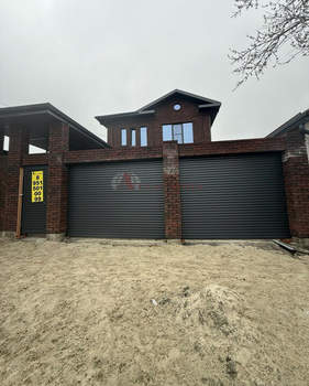 Дом 270м&sup2;, 3-этажный, участок 3 сот.  