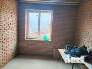 Дом 180м&sup2;, 2-этажный, участок 6 сот.  