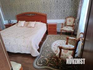 Дом 450м², 2-этажный, участок 6 сот.  