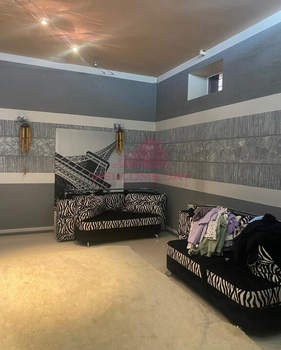 Дом 178м², 3-этажный, участок 4 сот.  