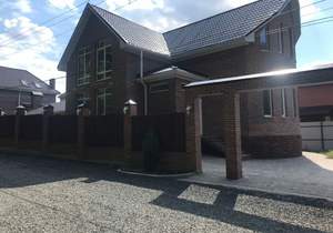 Дом 220м², 2-этажный, участок 5 сот.  