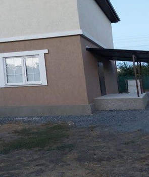 Дом 80м&sup2;, 2-этажный, участок 3 сот.  