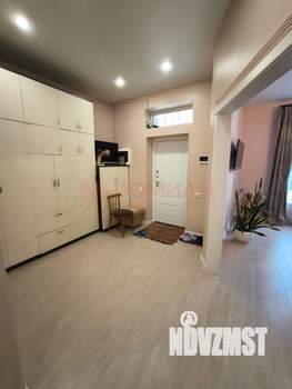 Дом 100м&sup2;, 1-этажный, участок 3 сот.  