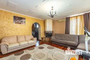 Дом 255м², 4-этажный, участок 4 сот.  