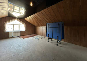 Дом 200м&sup2;, 3-этажный, участок 2 сот.  