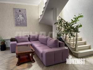 Дом 130м&sup2;, 2-этажный, участок 3 сот.  