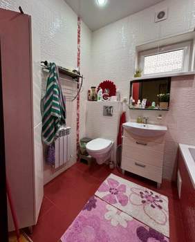 Дом 140м&sup2;, 2-этажный, участок 3 сот.  