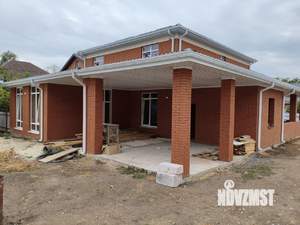 Дом 313м&sup2;, 2-этажный, участок 8 сот.  