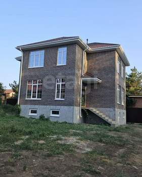 Дом 250м&sup2;, 2-этажный, участок 6 сот.  