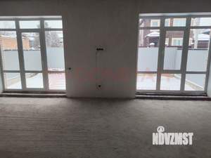 Дом 210м&sup2;, 2-этажный, участок 4 сот.  