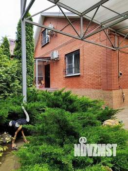 Дом 123м&sup2;, 2-этажный, участок 3 сот.  