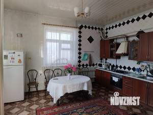 Дом 200м², 2-этажный, участок 5 сот.  
