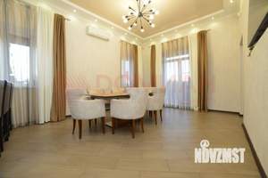 Дом 300м&sup2;, 3-этажный, участок 5 сот.  