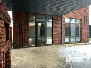 Дом 270м&sup2;, 3-этажный, участок 4 сот.  