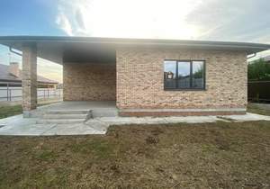 Дом 150м&sup2;, 1-этажный, участок 5 сот.  