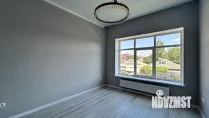 Дом 200м&sup2;, 2-этажный, участок 3 сот.  