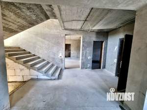 Дом 325м², 3-этажный, участок 6 сот.  