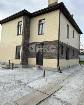 Дом 180м², 2-этажный, участок 6 сот.  