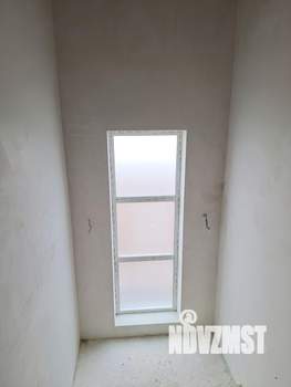 Дом 168м&sup2;, 2-этажный, участок 3 сот.  