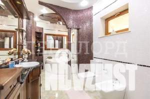 Дом 448м&sup2;, 3-этажный, участок 8 сот.  