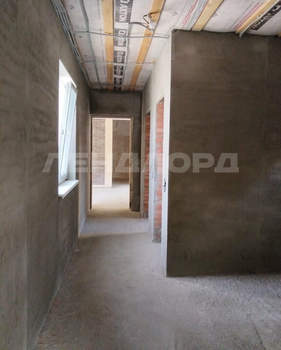 Дом 300м&sup2;, 2-этажный, участок 5 сот.  