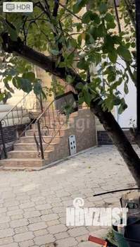 Дом 550м&sup2;, 3-этажный, участок 5 сот.  