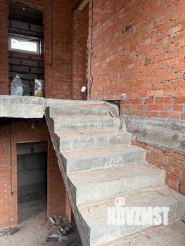 Дом 165м&sup2;, 2-этажный, участок 6 сот.  