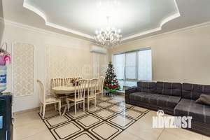 Дом 171м&sup2;, 2-этажный, участок 3 сот.  