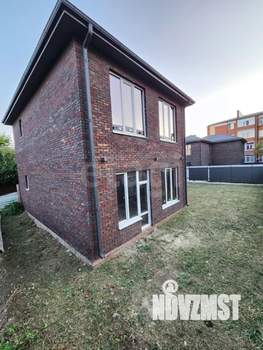 Дом 170м&sup2;, 2-этажный, участок 3 сот.  