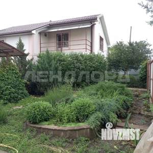 Дом 135м&sup2;, 2-этажный, участок 10 сот.  