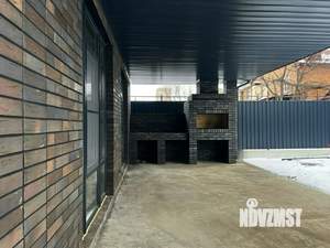 Дом 220м&sup2;, 3-этажный, участок 4 сот.  