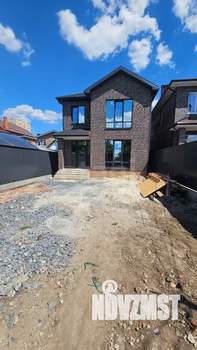 Дом 210м², 2-этажный, участок 3 сот.  