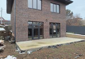 Дом 165м&sup2;, 2-этажный, участок 6 сот.  