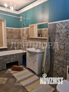 Дом 260м&sup2;, 2-этажный, участок 7 сот.  