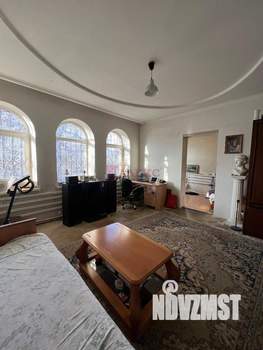 Дом 155м², 3-этажный, участок 1 сот.  