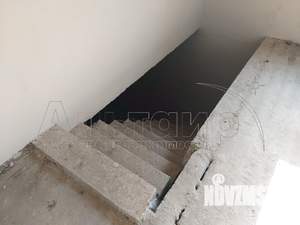 Дом 215м&sup2;, 2-этажный, участок 4 сот.  