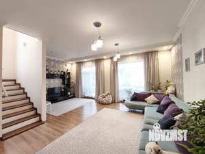 Дом 140м², 2-этажный, участок 4 сот.  