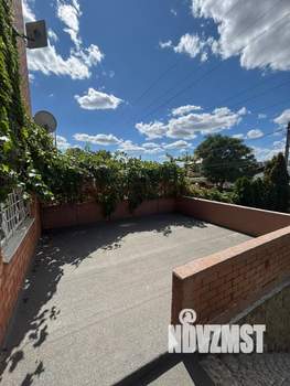 Дом 246м², 2-этажный, участок 6 сот.  