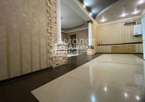 Дом 320м&sup2;, 2-этажный, участок 3 сот.  