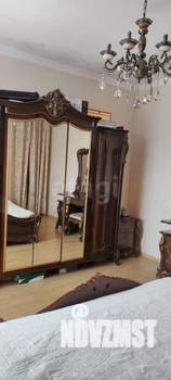 Дом 204м&sup2;, 2-этажный, участок 3 сот.  